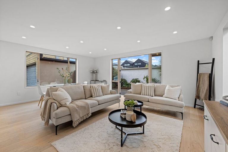 Photo of property in 1020 Colombo Street, St Albans, Christchurch, 8014