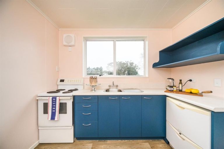 Photo of property in 24 Oaklea Avenue, Marton, 4710