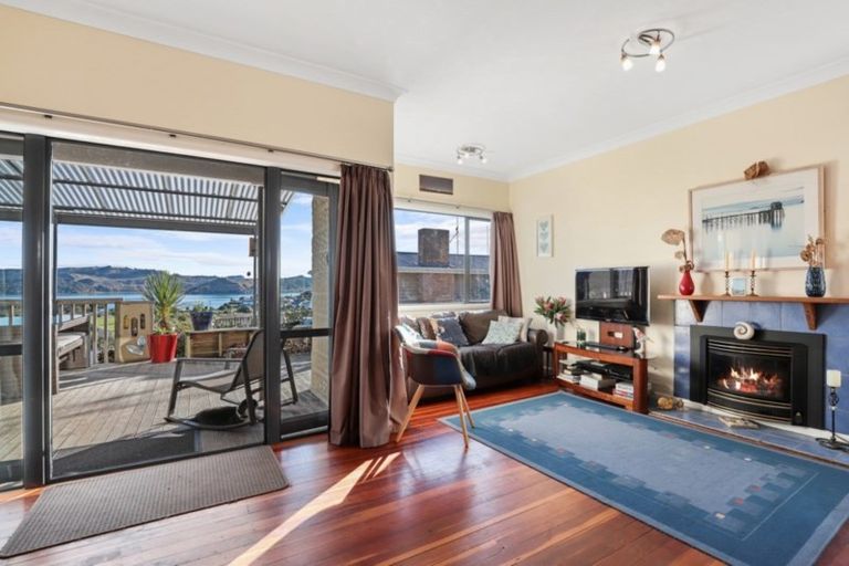 Photo of property in 35 Long Street, Raglan, 3225