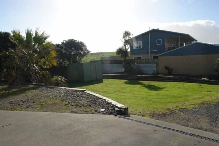 Photo of property in 29 Nukumaru Parade, Waiinu Beach, Whanganui, 4588