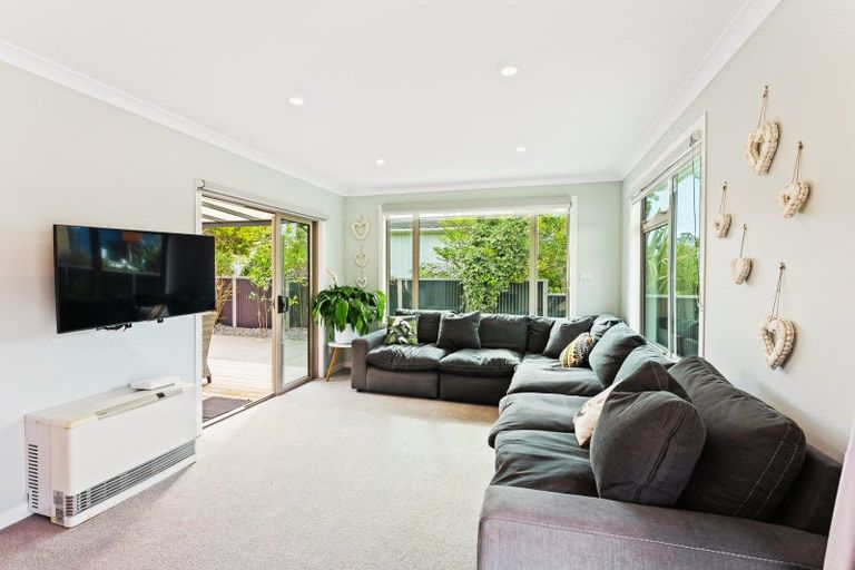Photo of property in 50 Seaview Road, Paraparaumu Beach, Paraparaumu, 5032