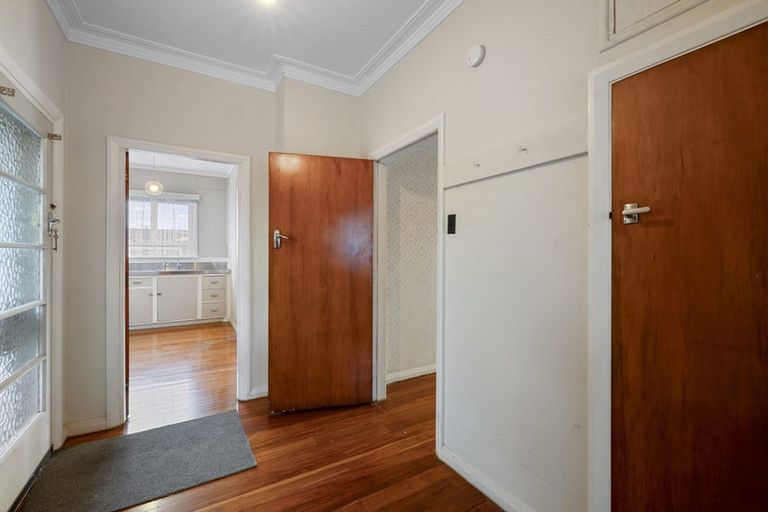 Photo of property in 6 Vogel Street, Fitzroy, New Plymouth, 4312