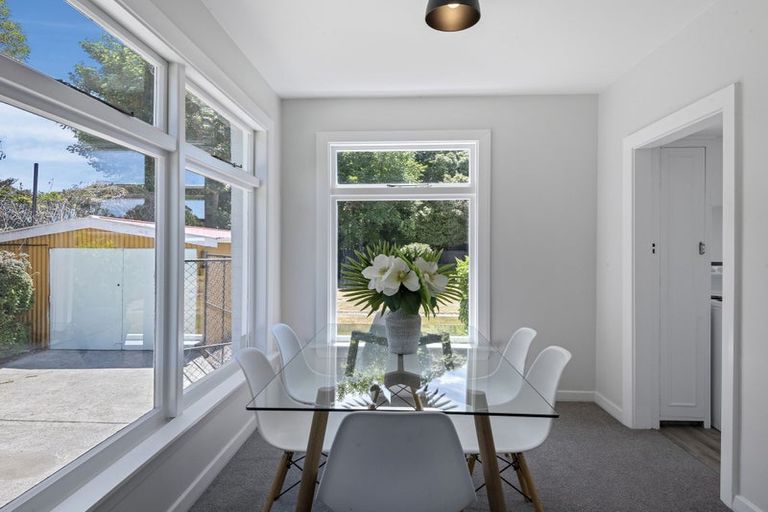 Photo of property in 82 Yaldhurst Road, Sockburn, Christchurch, 8042