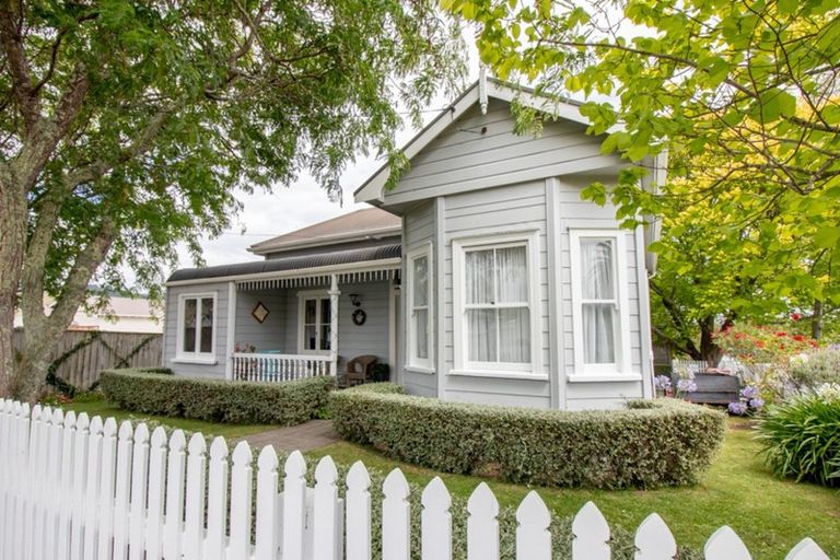 Photo of property in 17 Miller Avenue, Paeroa, 3600