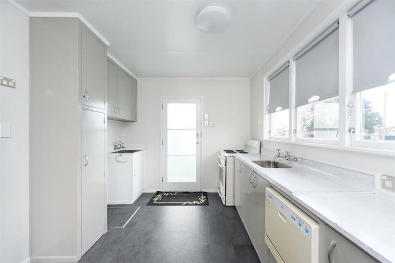 Photo of property in 66 High Street, Marton, 4710