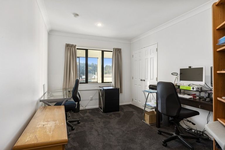 Photo of property in 181 Tirohanga Road, Tirohanga, Lower Hutt, 5010