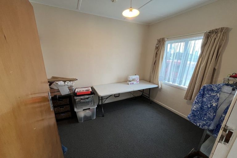 Photo of property in 15 View Road, Shelly Park, Auckland, 2014