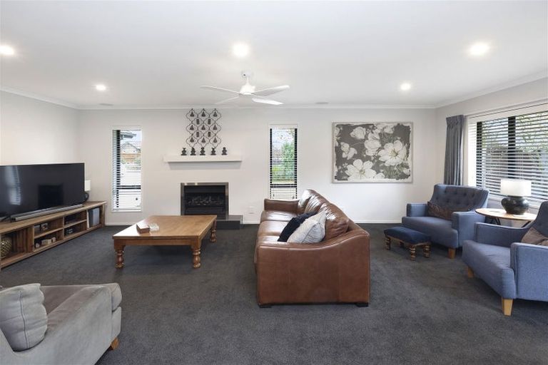 Photo of property in 11 Armour Place, Halswell, Christchurch, 8025