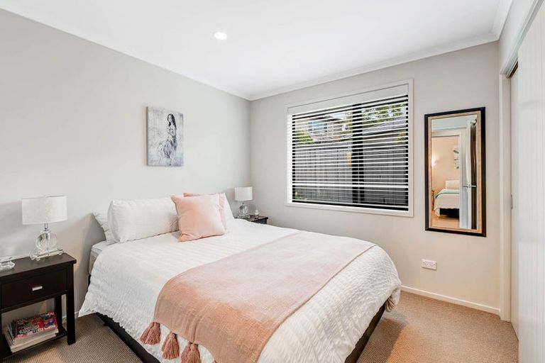 Photo of property in 33 Riverleigh Drive, Snells Beach, 0920