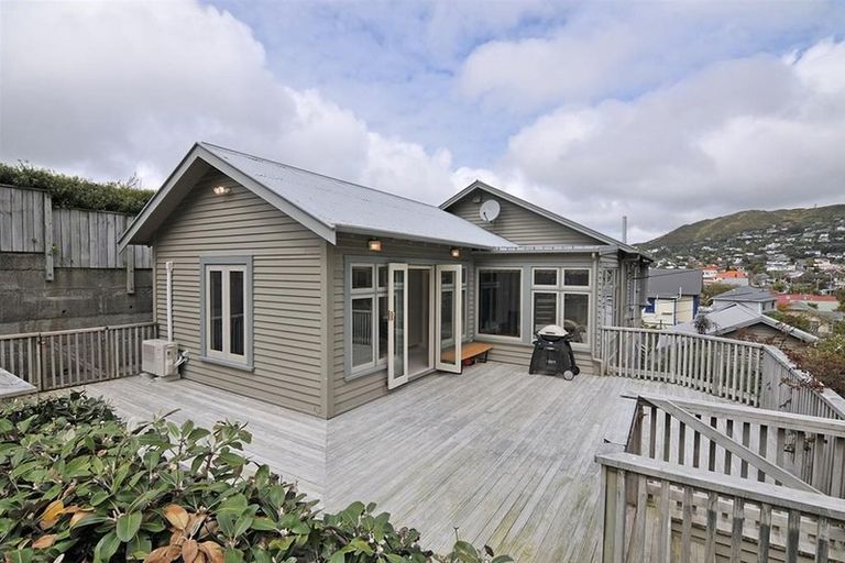 Photo of property in 48 Chamberlain Road, Karori, Wellington, 6012