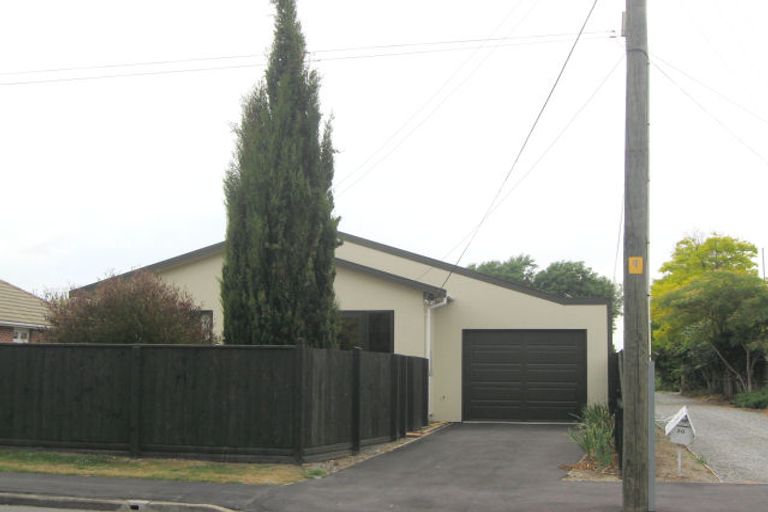 Photo of property in 22 Croziers Road, St Albans, Christchurch, 8052