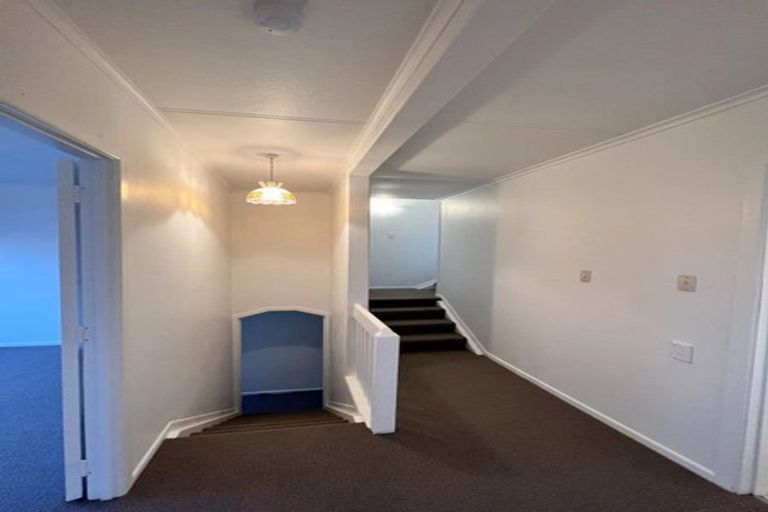 Photo of property in 16 Richards Avenue, Forrest Hill, Auckland, 0620