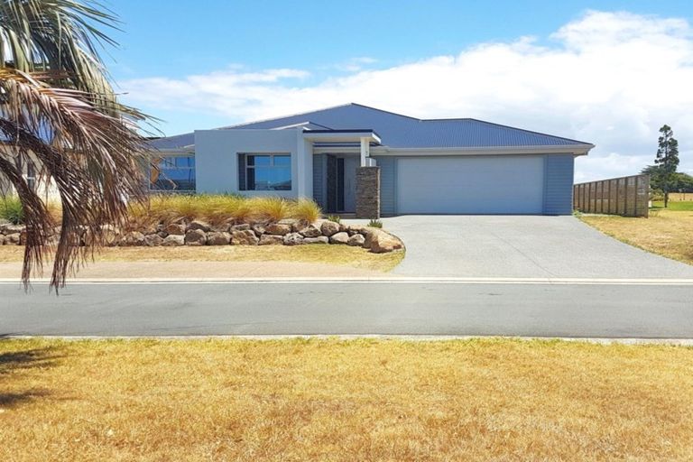 Photo of property in 34 Mariners Haven, One Tree Point, 0118