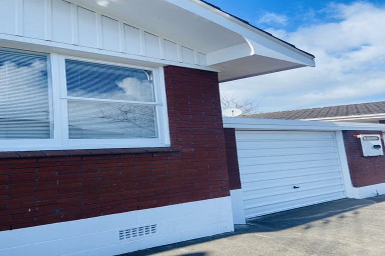 Photo of property in 1/8 Russell Road, Manurewa, Auckland, 2102