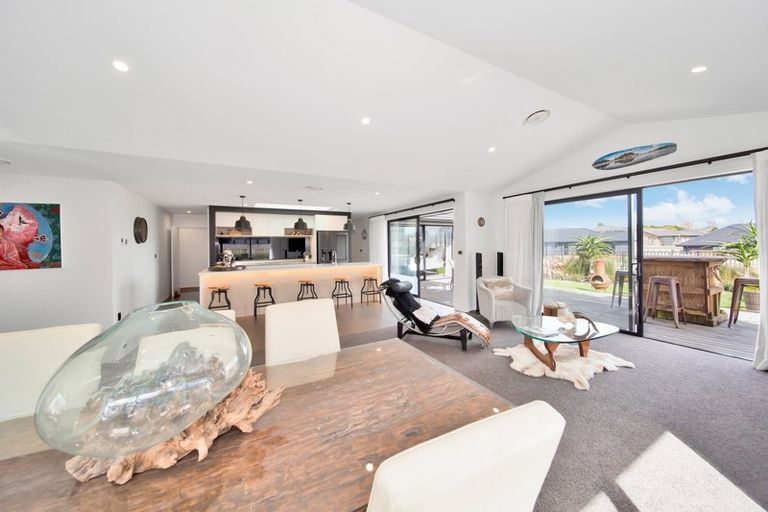 Photo of property in 1 Ashwood Lane, Bell Block, New Plymouth, 4312