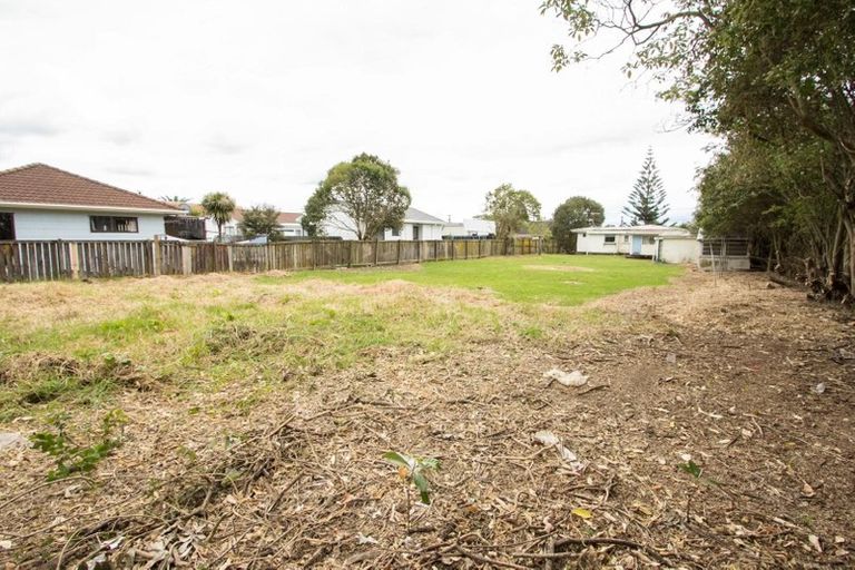 Photo of property in 28 Vine Street, Mangere East, Auckland, 2024