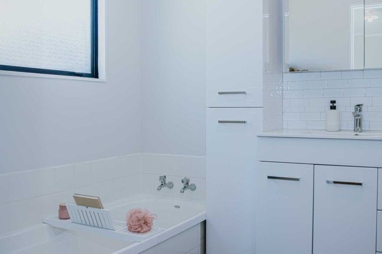 Photo of property in 19 Mamaku Rise, Welcome Bay, Tauranga, 3112