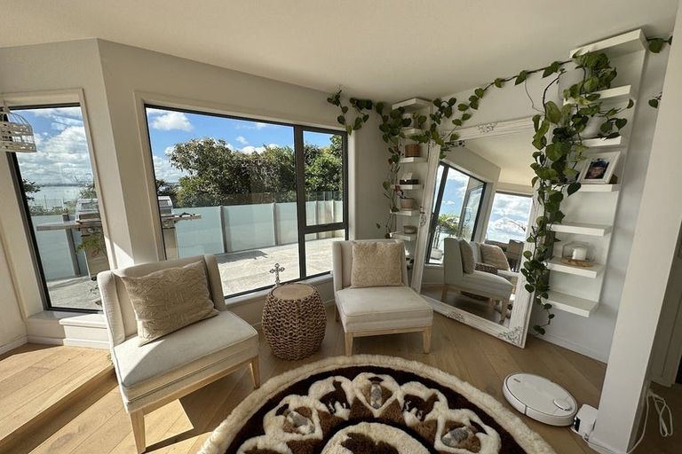 Photo of property in 3/43 Princes Street, Northcote Point, Auckland, 0627