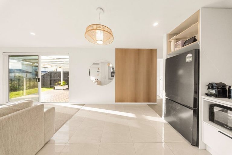 Photo of property in 23 Tangaroa Place, Poike, Tauranga, 3112