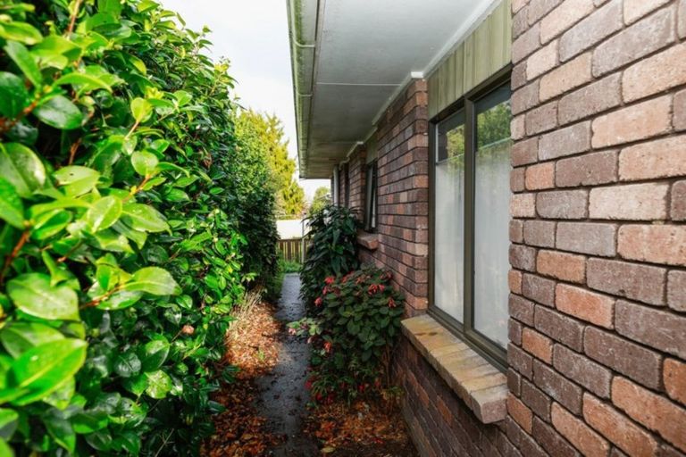 Photo of property in 37a Hukanui Road, Fairfield, Hamilton, 3214