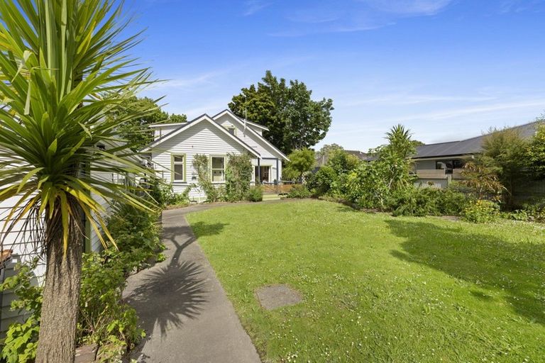Photo of property in 20 Alfred Street, Roslyn, Palmerston North, 4414