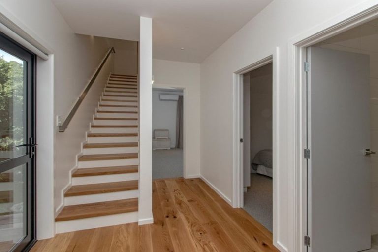 Photo of property in 31 Burns Road, Hospital Hill, Napier, 4110