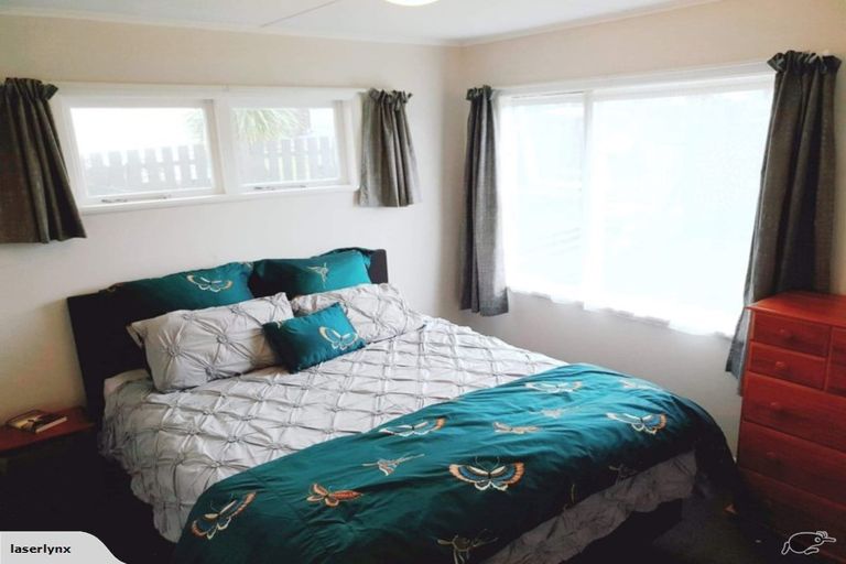 Photo of property in 93 Castor Crescent, Cannons Creek, Porirua, 5024