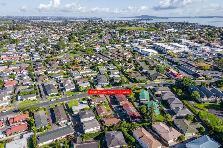 Photo of property in 3/50 Moore Street, Howick, Auckland, 2014