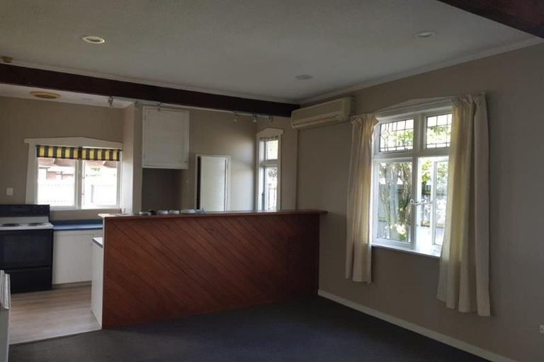 Photo of property in 6 Grassmere Street, Papanui, Christchurch, 8052