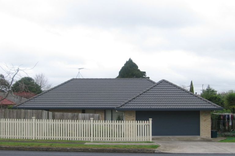 Photo of property in 25 Settlement Road, Papakura, 2110