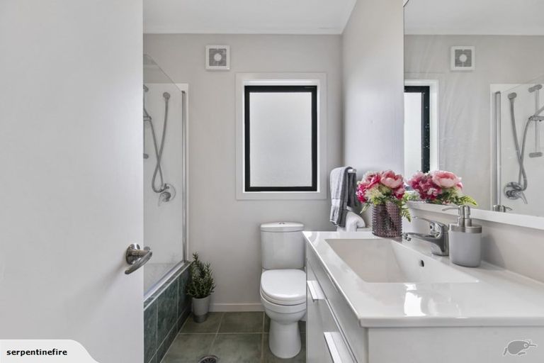 Photo of property in 26 Kevale Place, Manurewa, Auckland, 2102