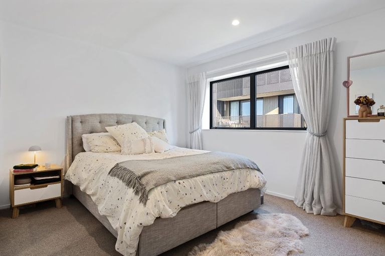 Photo of property in The Terraces, 12/36d Welles Street, Christchurch Central, Christchurch, 8011