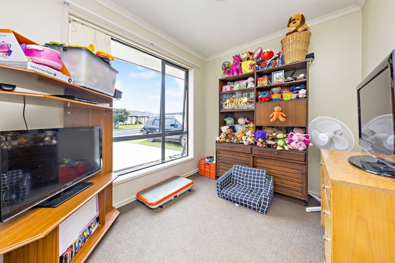 Photo of property in 2 Ribbonwood Close, Te Kauwhata, 3710