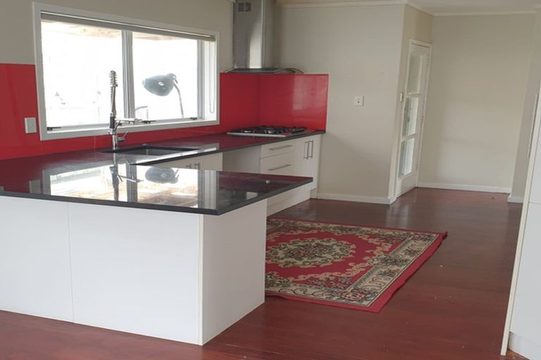 Photo of property in 43 Halver Road, Hillpark, Auckland, 2102