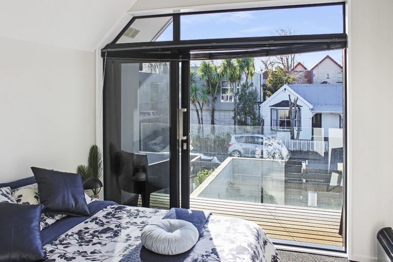 Photo of property in 32a Peacock Street, Christchurch Central, Christchurch, 8013