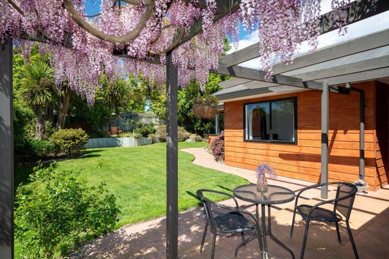 Photo of property in 7 Penlington Place, Havelock North, 4130