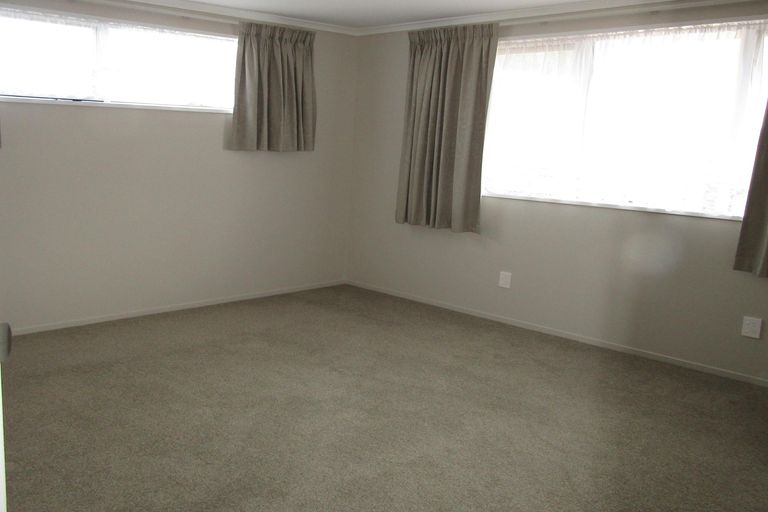 Photo of property in 20 Tawhara Place, Edgecumbe, 3120