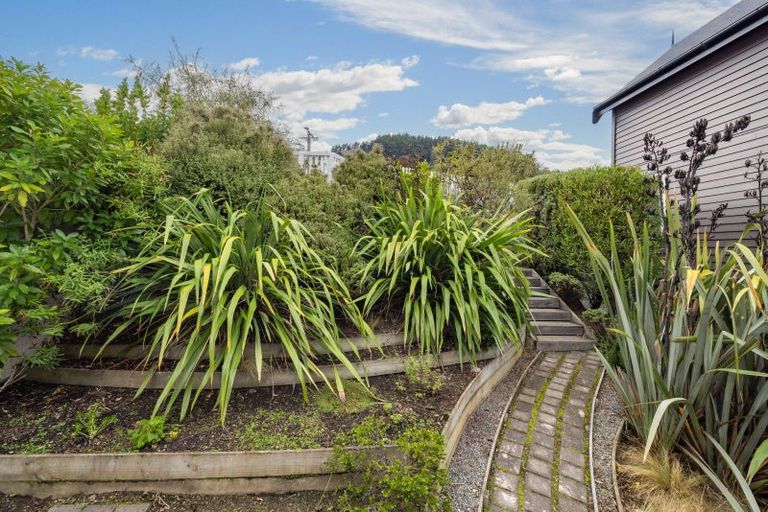 Photo of property in 69 Oxford Street, Lyttelton, 8082
