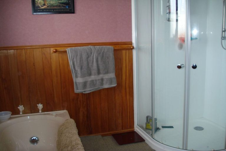 Photo of property in 95 Balaclava Street, Wyndham, 9831