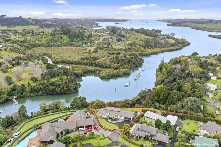 Photo of property in 54 Riverview Road, Kerikeri, 0230