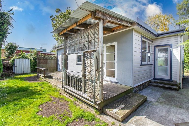 Photo of property in 9a Farnworth Avenue, Holdens Bay, Rotorua, 3010