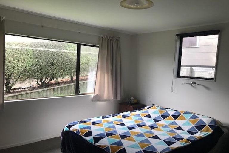 Photo of property in 15a Nola Avenue, Raumati Beach, Paraparaumu, 5032