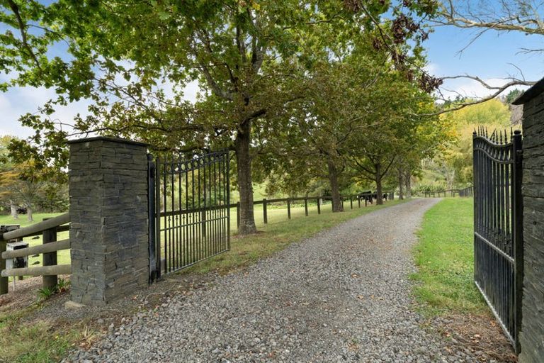 Photo of property in 894 Horseshoe Bush Road, Waitoki, Kaukapakapa, 0871