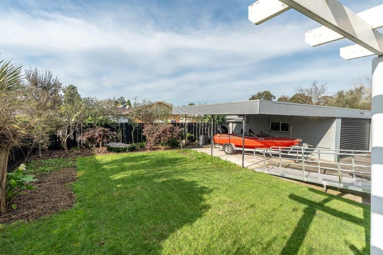 Photo of property in 35 Alison Street, Hamilton Lake, Hamilton, 3204