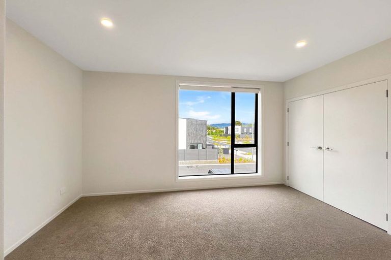 Photo of property in 39 Pipi Place, Levin, 5510