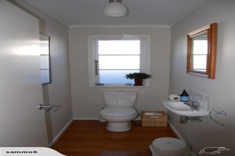 Photo of property in 15 Waterhouse Street, Taradale, Napier, 4112