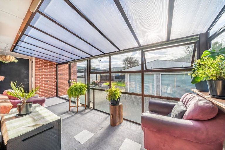 Photo of property in 56 Mcleod Street, Elderslea, Upper Hutt, 5018