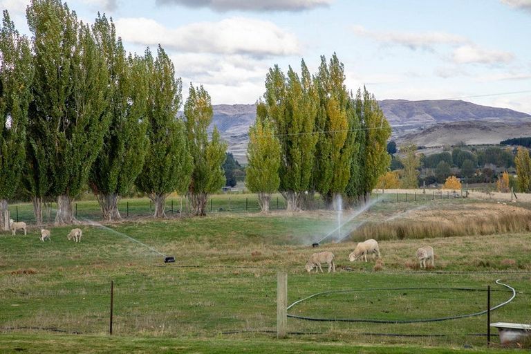 Photo of property in 28 Gartley Lane, Springvale, Alexandra, 9393