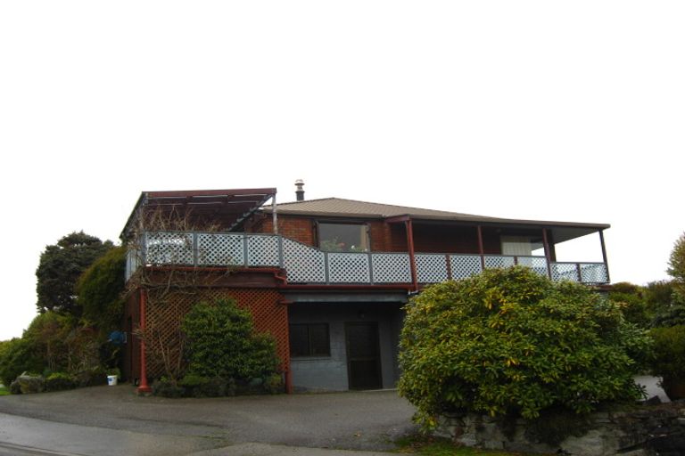 Photo of property in 14 Brownlee Drive, Moana, 7872