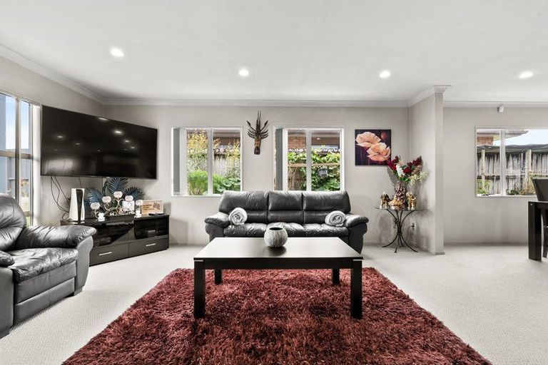 Photo of property in 9 Imjin Place, Papakura, 2110